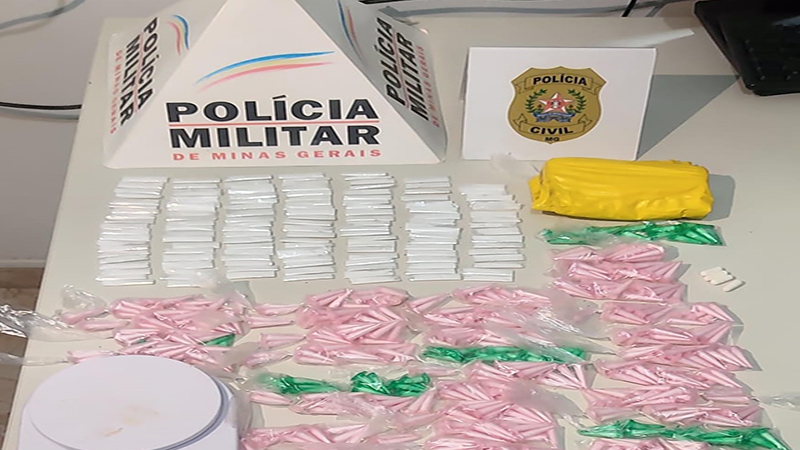 Polícias Civil e Militar apreendem 640 microtubos de cocaína em Areado