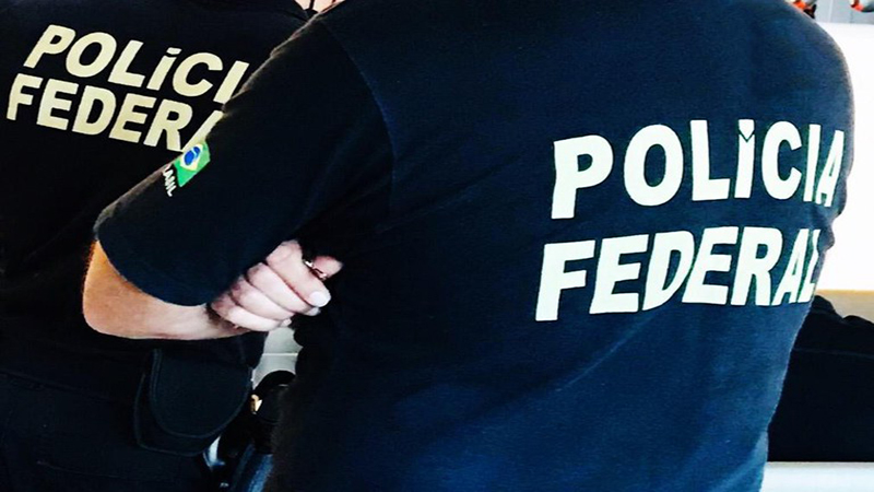 PF cumpre mandado de busca e apreensão contra Delegado de Polícia Federal