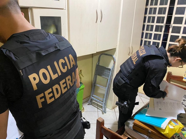 PF combate organização criminosa cibernética em três estados brasileiros