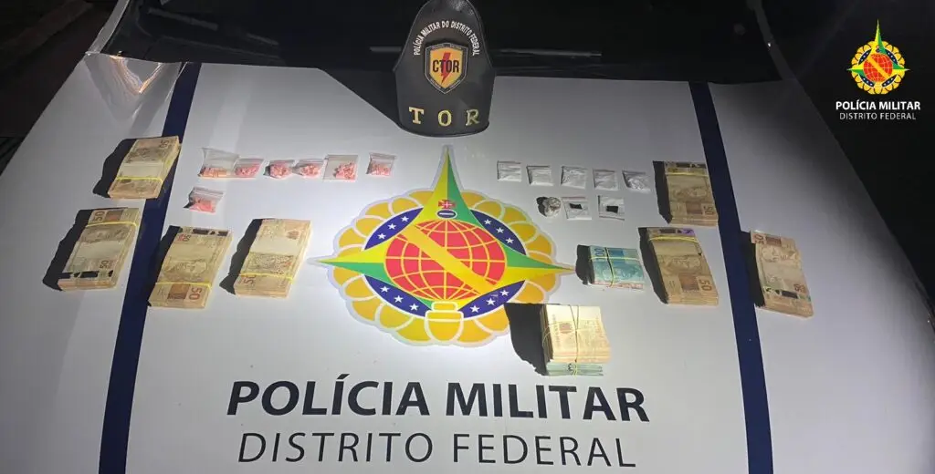 PMDF apreende entorpecentes e mais de 55 mil reais durante ponto de bloqueio em Ceilândia