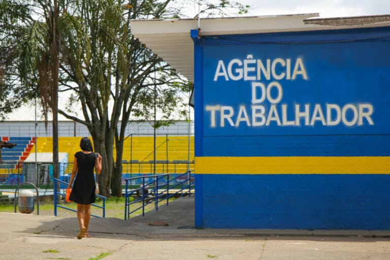 Agências do trabalhador oferecem salário de R$ 8 mil para gerente comercial