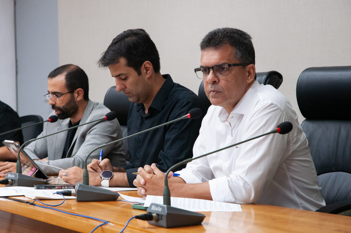 Projeto de Lei obriga GDF a oferecer uniforme a estudantes da rede pública