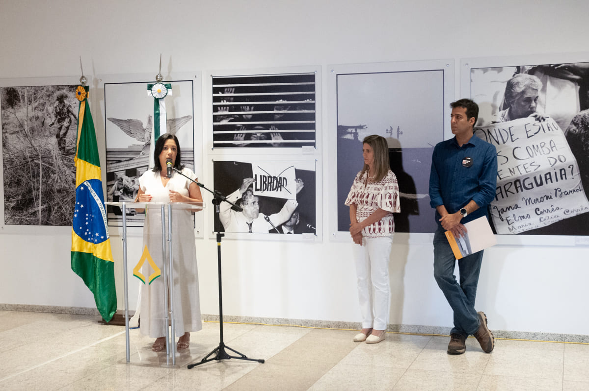 Exposição fotográfica na CLDF relembra 60 anos do golpe militar