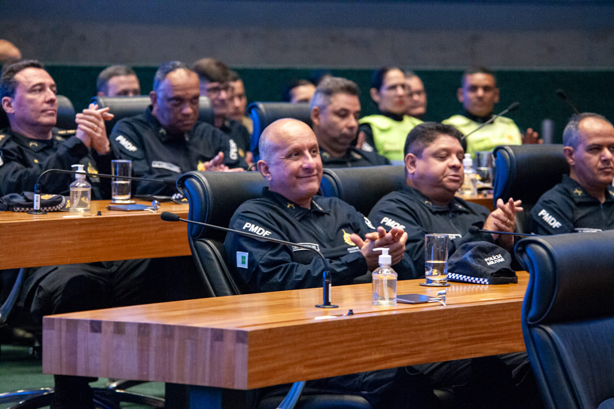 Câmara Legislativa celebra 215 anos da PMDF em sessão solene