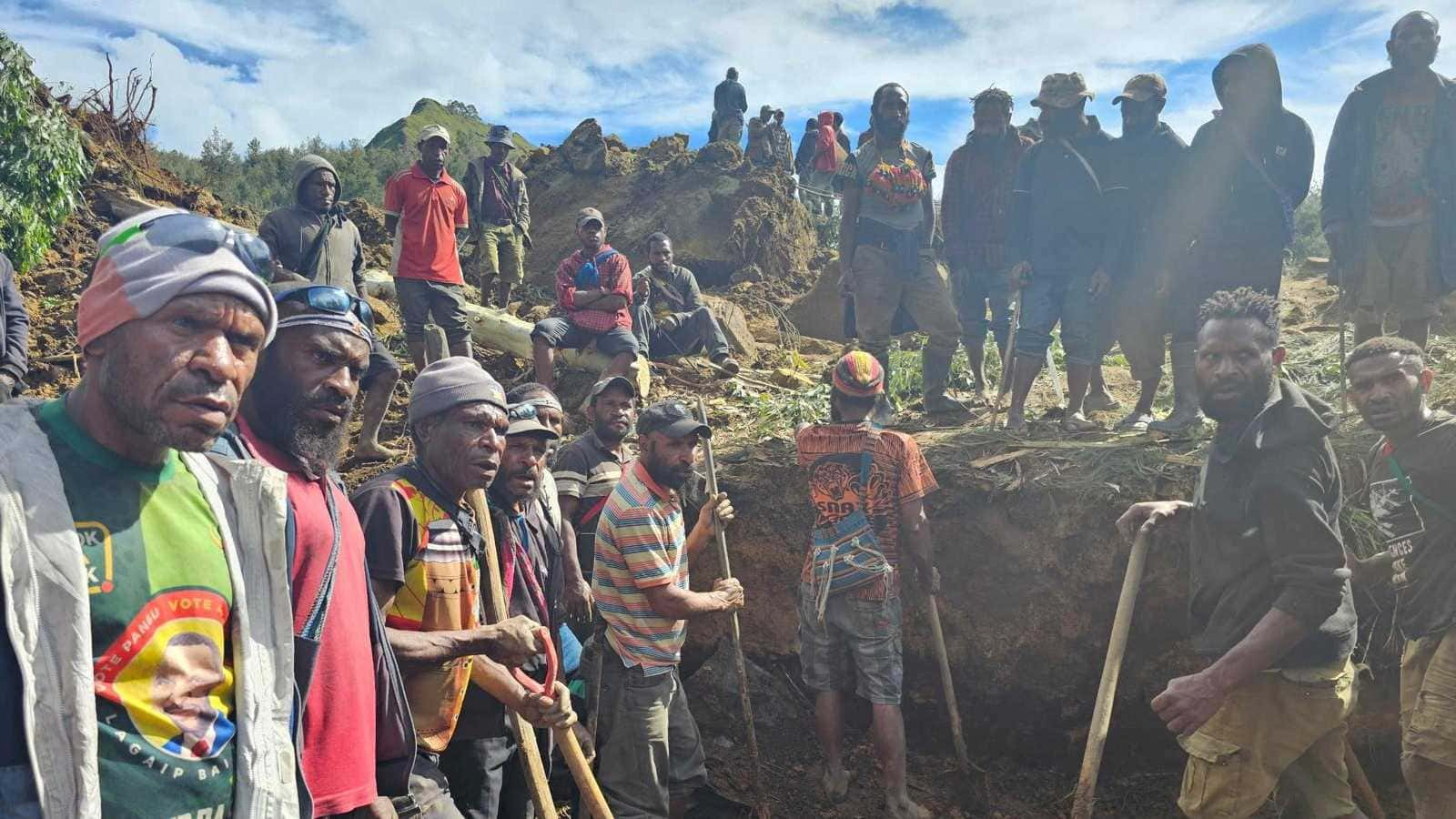 Papua-Nova Guiné diz que deslizamento de terra soterrou mais de 2 mil pessoas e pede ajuda