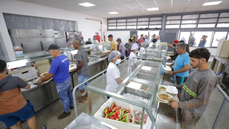 Restaurantes comunitários devem oferecer o dobro de refeições no DF