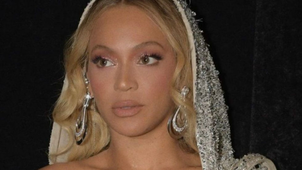 Beyoncé oferece bolsas de estudo para alunos de universidade da Bahia