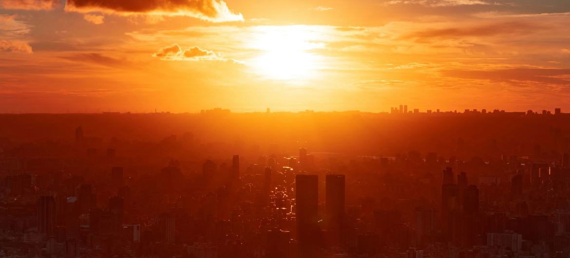 ONU faz chamado à ação para combater “epidemia de calor extremo”