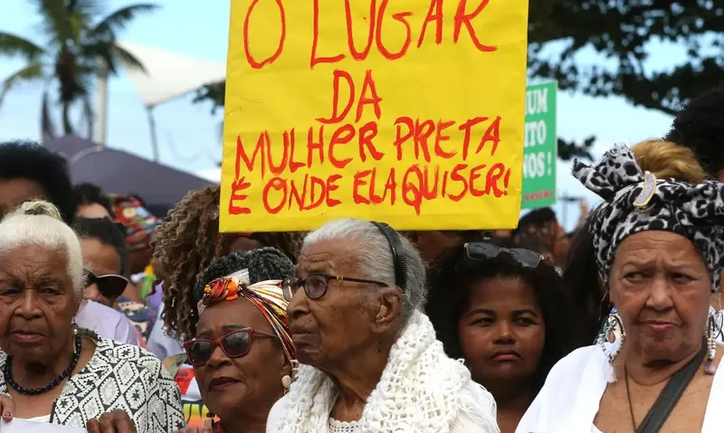 Mulheres Negras Camponesas movem a terra, constroem agroecologia e Reforma Agrária Popular