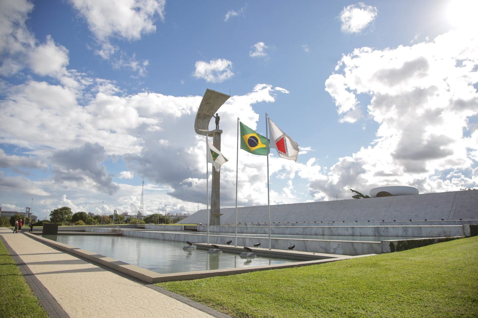 Explore o Quadrado: Monumentos enriquecem o turismo urbano em Brasília