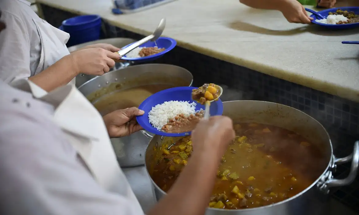 Efeitos das mudanças climáticas podem agravar fome, revela estudo