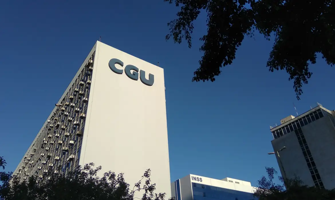 Por decisão de Dino, CGU deverá fazer auditoria nas emendas PIX