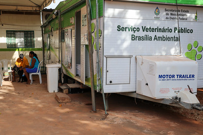 Unidade Móvel oferece serviço veterinário gratuito no Arapoanga