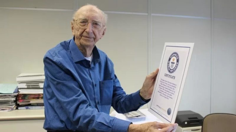 Morre brasileiro que bateu recorde mundial por permanecer 86 anos no mesmo emprego