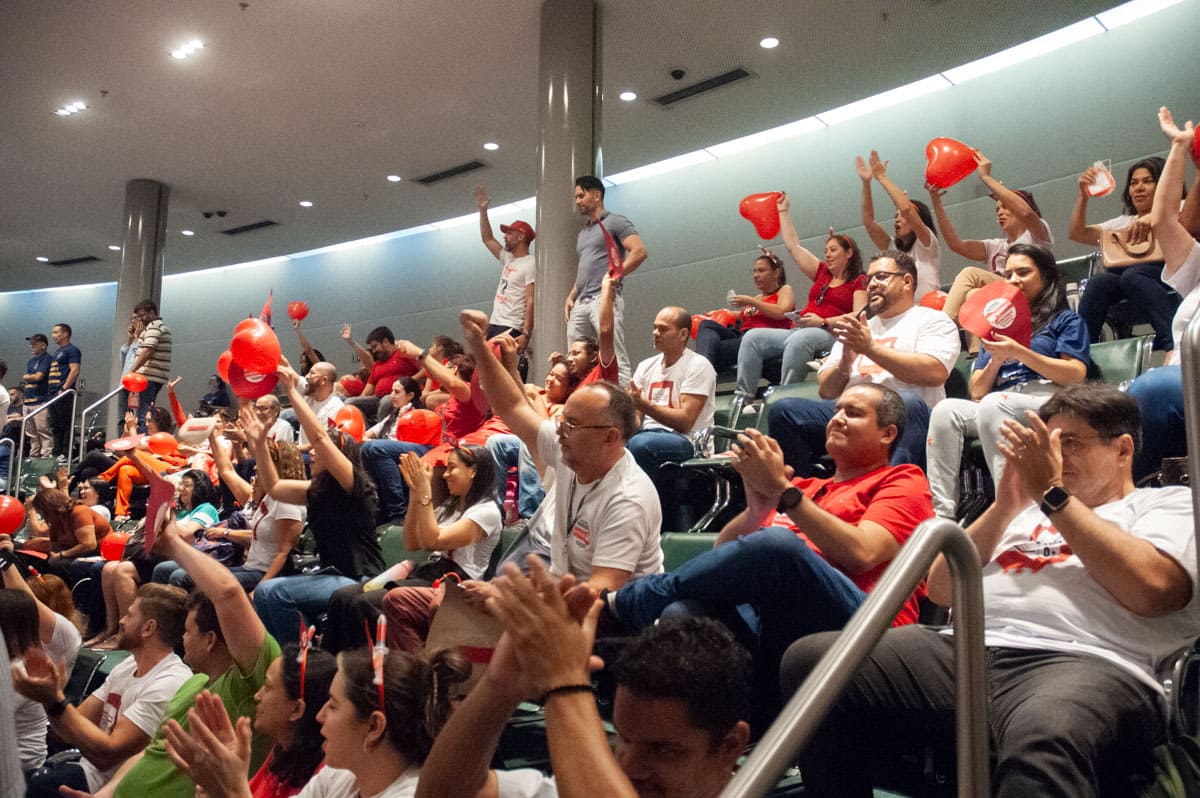 Câmara Legislativa aprova medida para reestruturação da carreira do Hemocentro