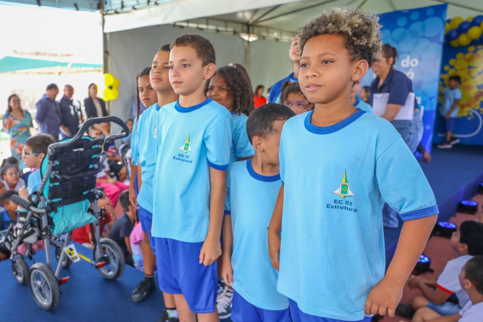 CAS aprova oferta gratuita de uniforme escolar a estudantes da educação básica