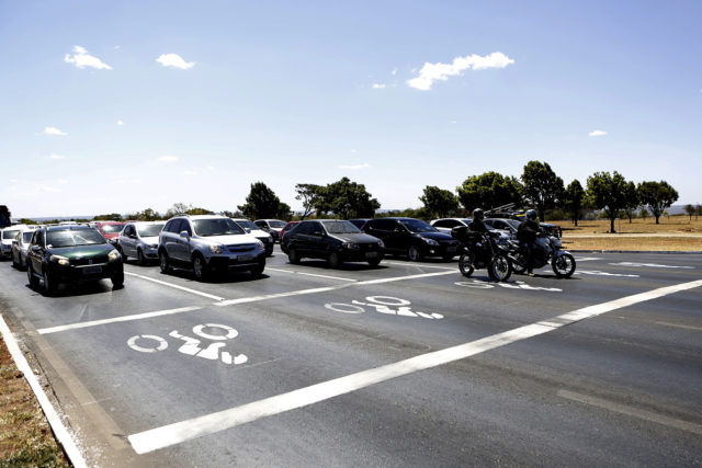 PL aprovado pela CTMU determina instalação de bolsões para motos no DF