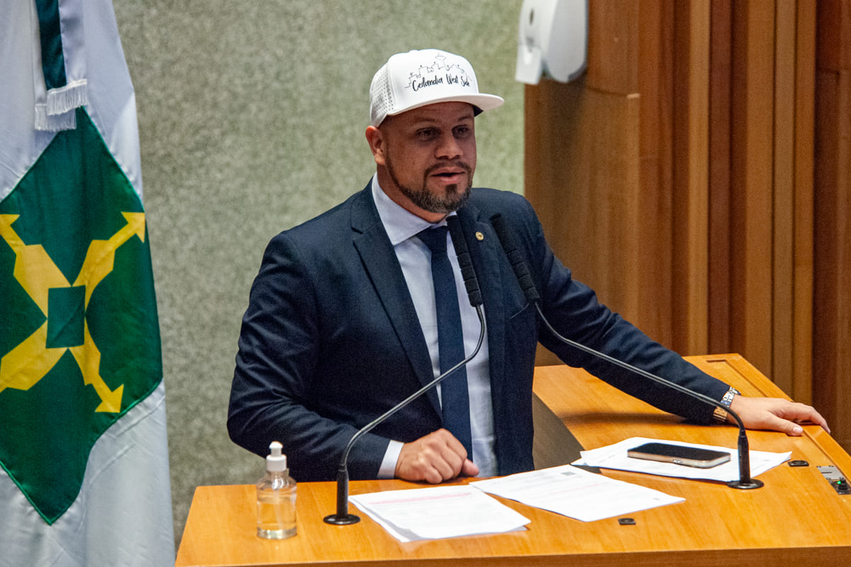 Deputados debatem propostas para mobilidade do DF