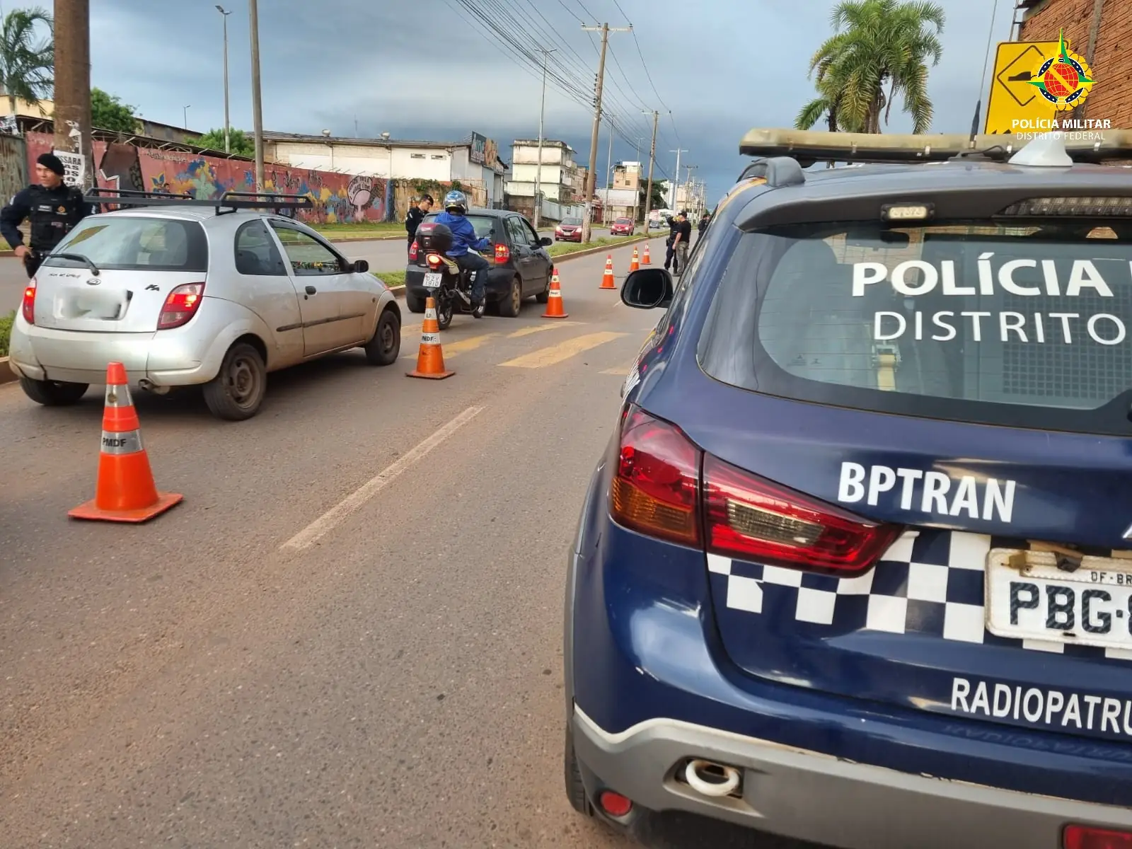 Operação Álcool Zero flagra 50 motoristas dirigindo sob efeito de álcool em Ceilândia