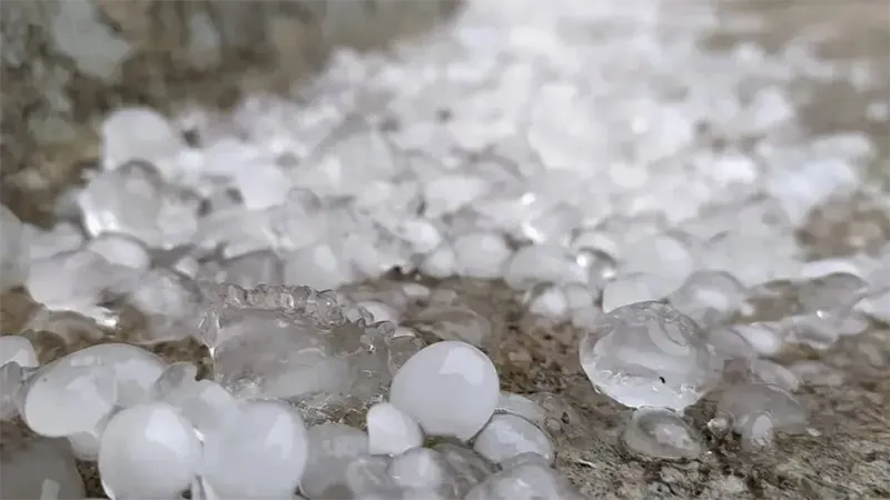 Mais de 500 cidades de MG podem ter tempestade com ventos de 100 km/h e queda de granizo