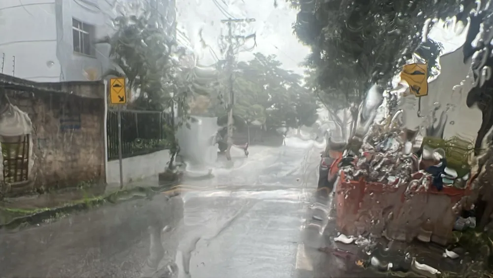 Alerta amarelo: BH e outras 549 cidades de MG podem ter chuva de 30 mm/h com ventos 60 km/h